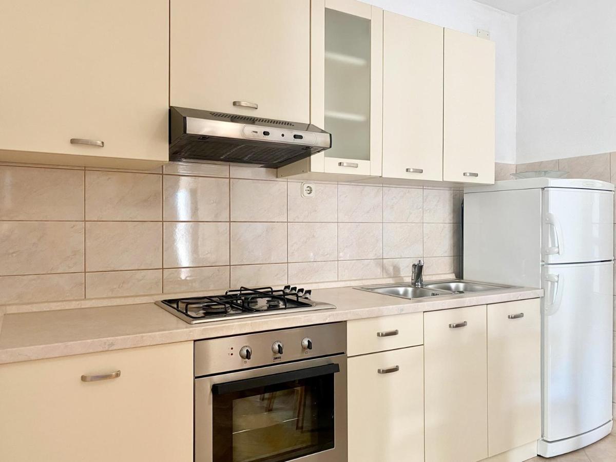 Apartments Paladin Макарска Екстериор снимка